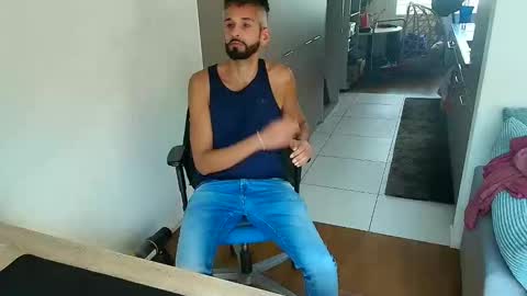 Snapshot of mrlongplay835366 chatting on 26, 9, 2025 mrlongplay835366 online show from 26, 9, 2025