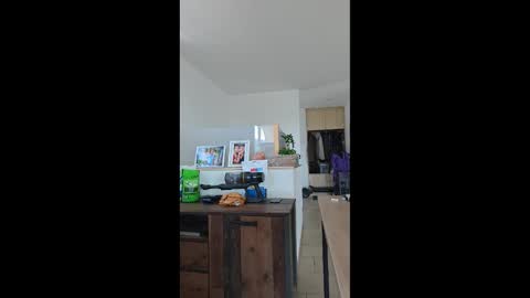 Snapshot of mrlongplay835366 chatting on 2, 3, 2026 mrlongplay835366 online show from 2, 3, 2026