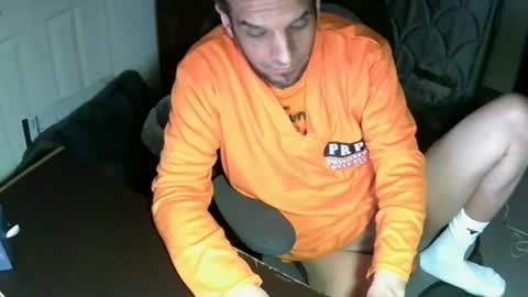 Snapshot of mrmarcxxcam chatting on 28, 4, 2026 MrMarc online show from 28, 4, 2026