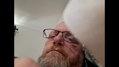 Snapshot of mrnmrsfucks4u chatting on 5, 5, 2026 mrnmrsfucks4u online show from 5, 5, 2026