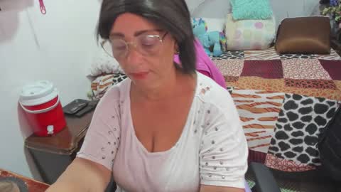 Snapshot of mrs_mommy chatting on 28, 2, 2026 mrs_mommy online show from 28, 2, 2026