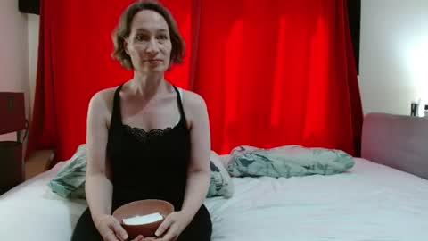 Snapshot of mrs_velvet_vixen_and_mr_stud chatting on 3, 8, 2026 Mrs Velvet Vixen online show from 3, 8, 2026