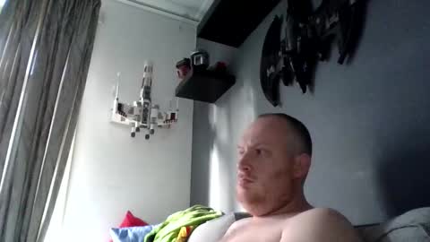 Snapshot of mrzwolle chatting on 7, 12, 2024 mrzwolle online show from 7, 12, 2024