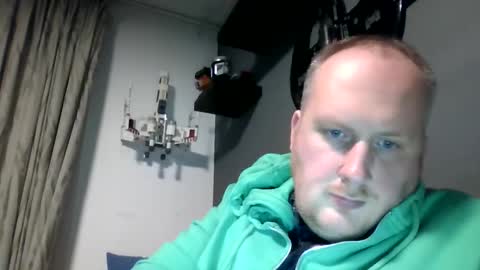 Snapshot of mrzwolle chatting on 2, 1, 2025 mrzwolle online show from 2, 1, 2025