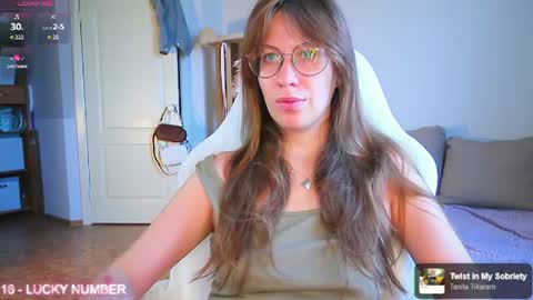Snapshot of ms_allison chatting on 4, 7, 2026 Allison online show from 4, 7, 2026