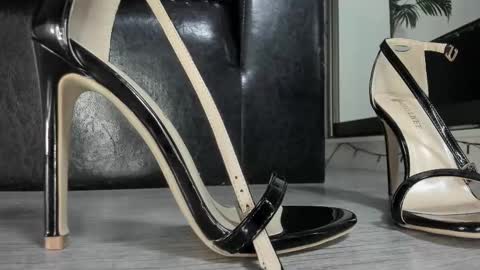 Goddess. Miss. Lady.  Queen. Madam Milady online show from 26, 10, 2025