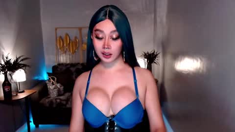 Snapshot of ms_lhaydeebunny chatting on 7, 3, 2025 Evon online show from 7, 3, 2025