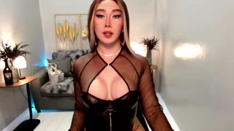 Snapshot of ms_lhaydeebunny chatting on 8, 3, 2025 Evon online show from 8, 3, 2025
