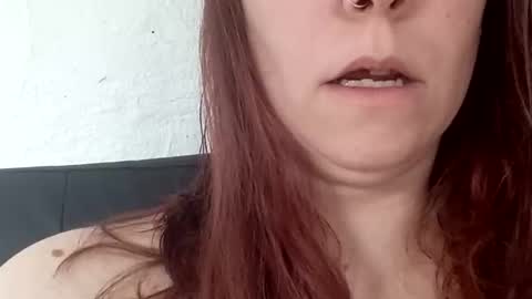 Snapshot of msalls1124 chatting on 17, 12, 2025 melissa online show from 17, 12, 2025