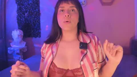 Meg  Vero online show from 13, 1, 2026