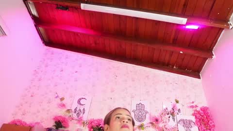 Manuela  online show from 7, 10, 2025