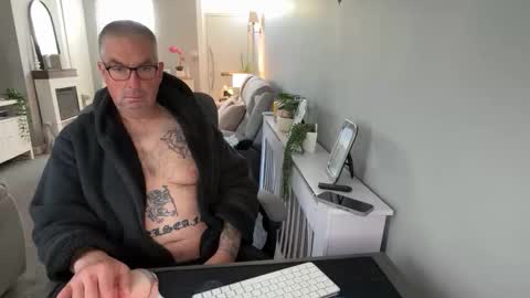Snapshot of mtb1697 chatting on 9, 10, 2025 mtb1697 online show from 9, 10, 2025