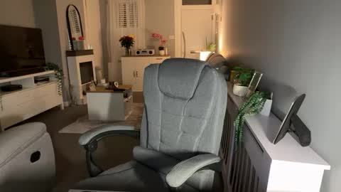 mtb1697 online show from 2, 11, 2025