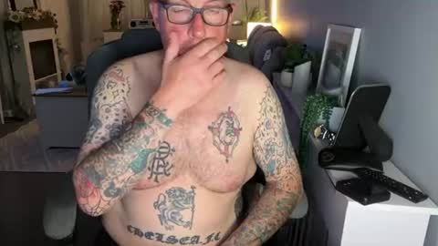 Snapshot of mtb1697 chatting on 4, 7, 2026 mtb1697 online show from 4, 7, 2026