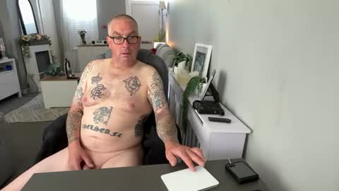 Snapshot of mtb1697 chatting on 1, 8, 2026 mtb1697 online show from 1, 8, 2026