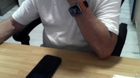 Snapshot of mtwpaul chatting on 1, 7, 2026 mtwpaul online show from 1, 7, 2026