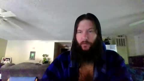 Snapshot of mudge chatting on 28, 12, 2024 Mudge online show from 28, 12, 2024