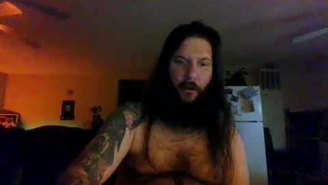 Snapshot of mudge chatting on 2, 1, 2025 Mudge online show from 2, 1, 2025