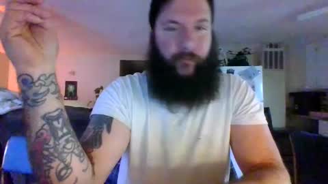 Snapshot of mudge chatting on 7, 1, 2025 Mudge online show from 7, 1, 2025