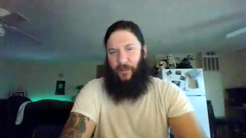 Snapshot of mudge chatting on 13, 1, 2025 Mudge online show from 13, 1, 2025