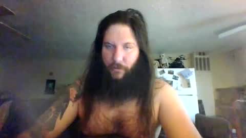 Snapshot of mudge chatting on 15, 1, 2025 Mudge online show from 15, 1, 2025