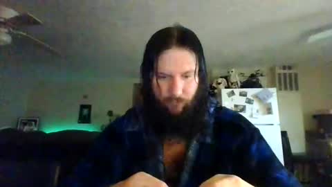 Snapshot of mudge chatting on 19, 1, 2025 Mudge online show from 19, 1, 2025