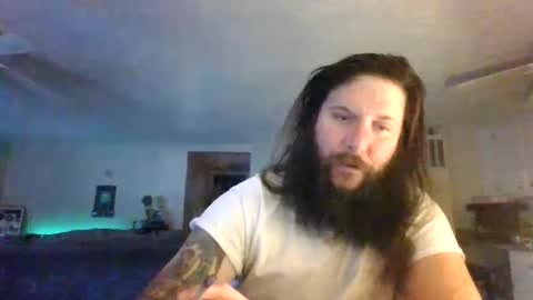 Snapshot of mudge chatting on 20, 1, 2025 Mudge online show from 20, 1, 2025
