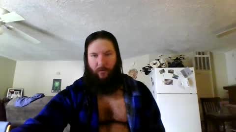 Snapshot of mudge chatting on 6, 2, 2025 Mudge online show from 6, 2, 2025