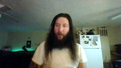 Snapshot of mudge chatting on 10, 2, 2025 Mudge online show from 10, 2, 2025