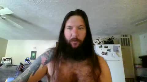 Snapshot of mudge chatting on 10, 2, 2025 Mudge online show from 10, 2, 2025