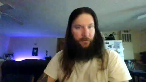 Snapshot of mudge chatting on 17, 2, 2025 Mudge online show from 17, 2, 2025