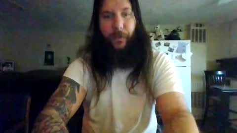 Snapshot of mudge chatting on 22, 2, 2025 Mudge online show from 22, 2, 2025