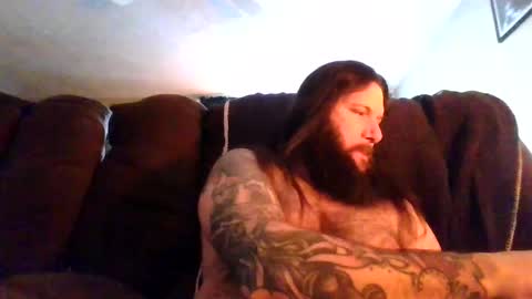 Snapshot of mudge chatting on 25, 2, 2025 Mudge online show from 25, 2, 2025