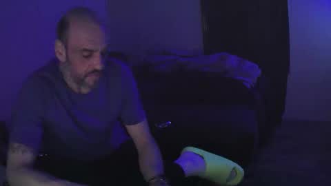 Muffdiver online show from 3, 2, 2026