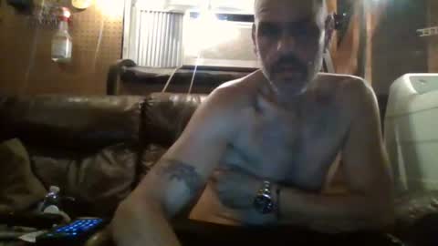 Snapshot of muffdiver718 chatting on 9, 7, 2026 Muffdiver online show from 9, 7, 2026