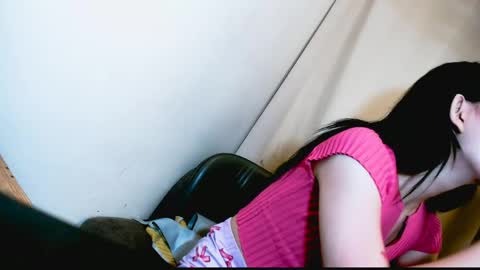 multicummer_kitty online show from 12, 4, 2026