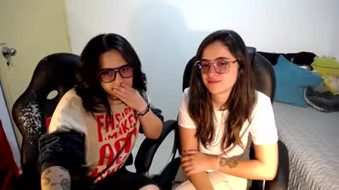 Snapshot of multiorgasmic_6 chatting on 16, 9, 2025 Dani and Alex online show from 16, 9, 2025