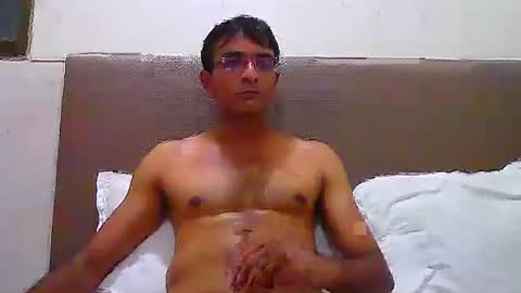 Snapshot of mumbaimonster8inch chatting on 10, 9, 2025 rajesh engineer online show from 10, 9, 2025