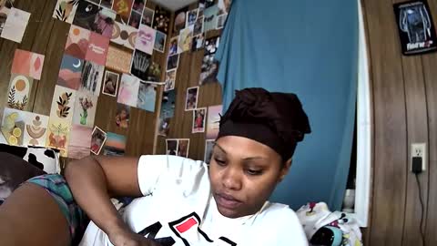 Snapshot of mumnxdor chatting on 7, 1, 2026 mumnxdor online show from 7, 1, 2026