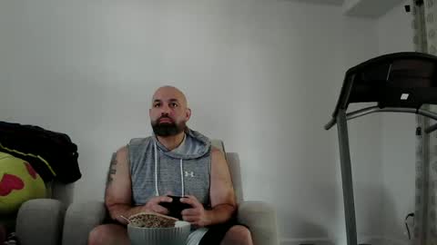 Snapshot of munchies420 chatting on 23, 6, 2026 Bearded online show from 23, 6, 2026