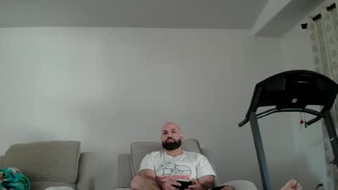 Snapshot of munchies420 chatting on 8, 7, 2026 Bearded online show from 8, 7, 2026