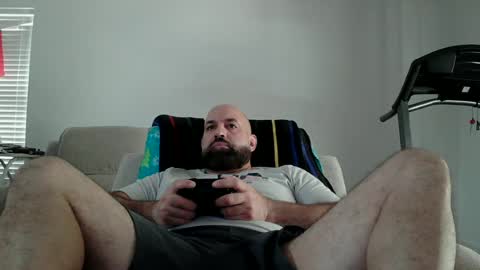 Snapshot of munchies420 chatting on 14, 7, 2026 Bearded online show from 14, 7, 2026