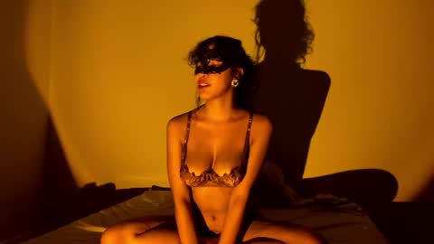 Murta que geme online show from 13, 4, 2026