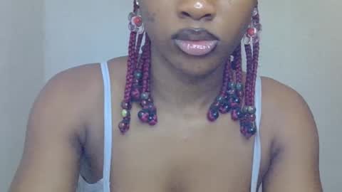 Snapshot of muscle_queen0 chatting on 3, 3, 2026 muscle_queen0 online show from 3, 3, 2026