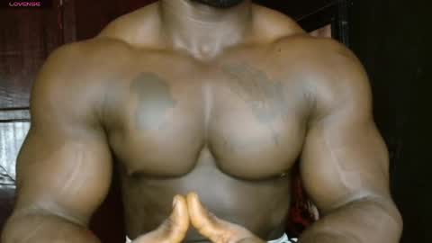 musclegod23 online show from 5, 4, 2026