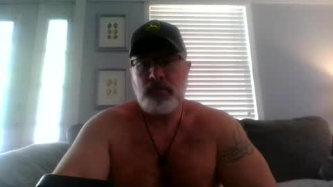Snapshot of musclemeat41 chatting on 7, 11, 2025 musclemeat41 online show from 7, 11, 2025