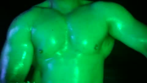 Hulk Muscles - NEW ACCOUNT online show from 15, 4, 2026