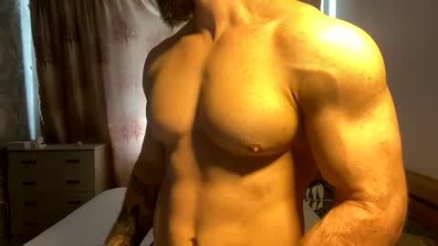 Snapshot of muscularjuggler chatting on 30, 5, 2026 muscularjuggler online show from 30, 5, 2026