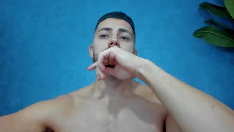 muscularmaster onlyfans online show from 14, 1, 2026