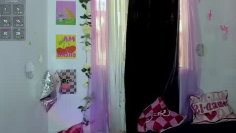 Snapshot of muse_golden chatting on 26, 6, 2026 muse_golden online show from 26, 6, 2026